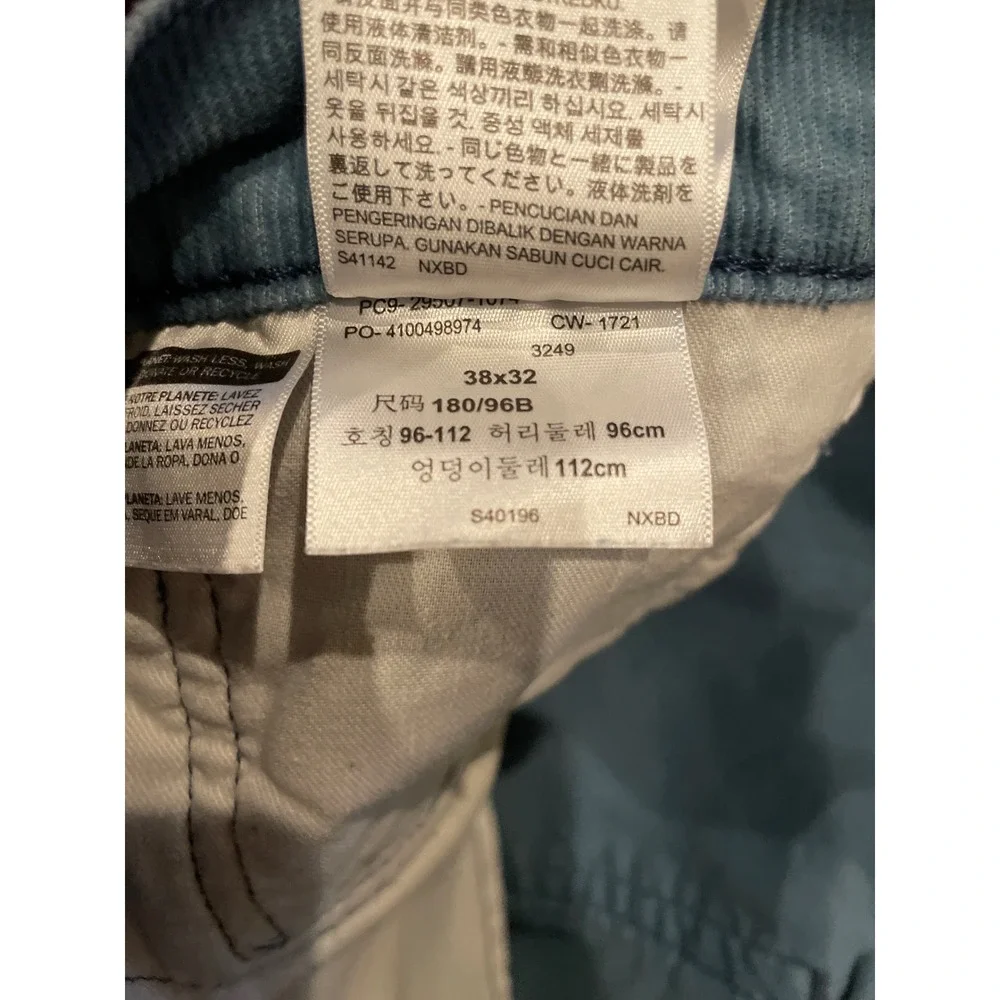 Levis mens levi